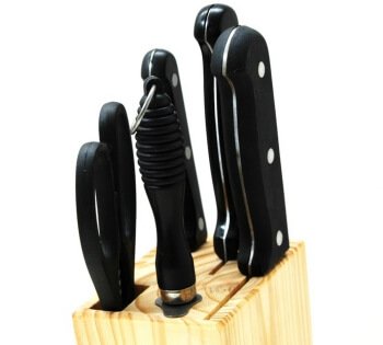 Calphalon Recalls Kitchen Knives for Laceration Hazards 1