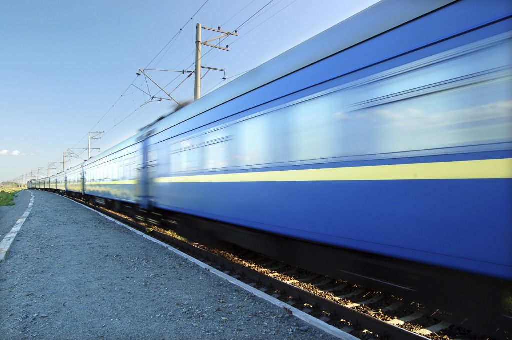 train 5037271 1024x680 1
