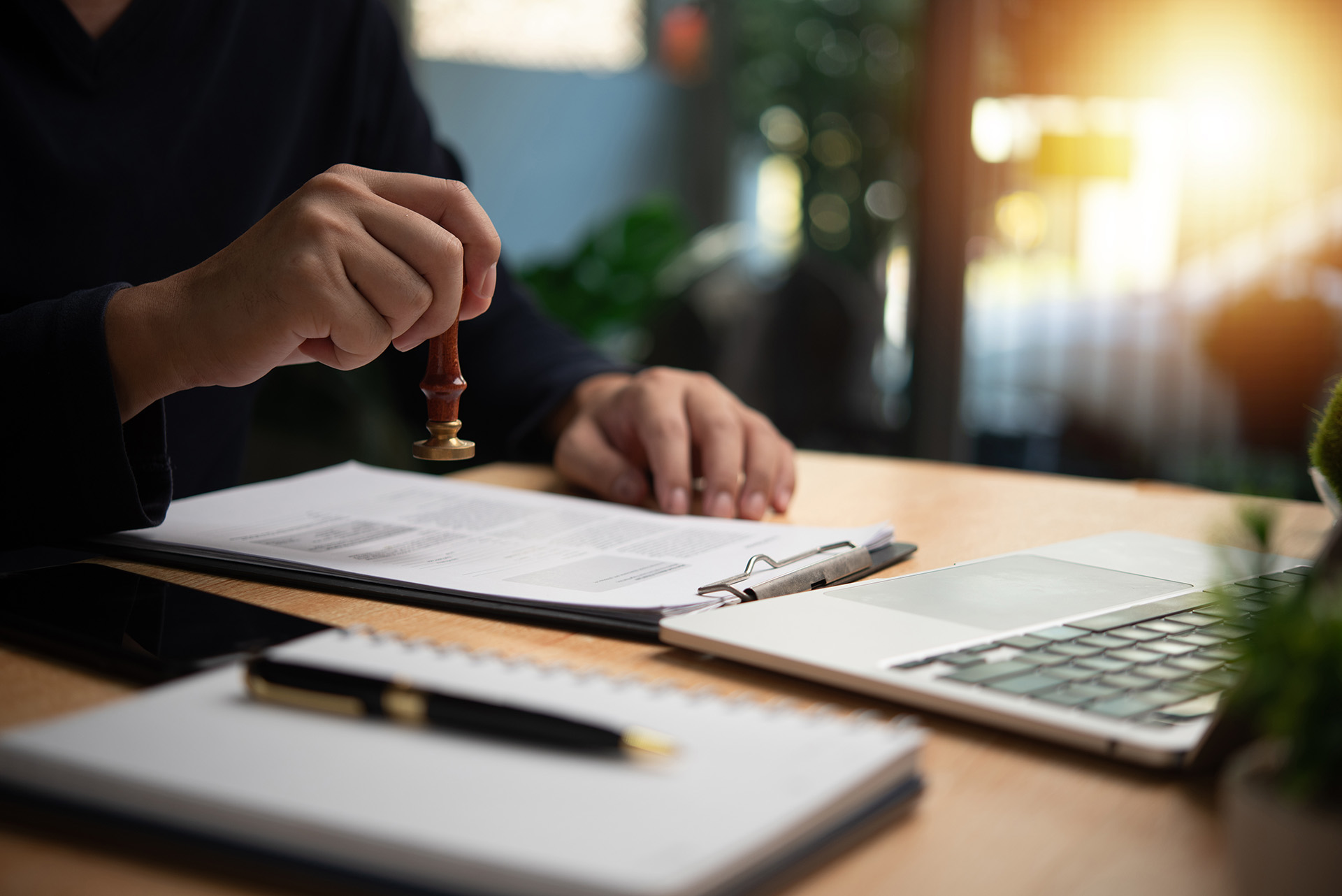 Car Accident Lawyer – No Fees Unless We Win AdobeStock 1069016689
