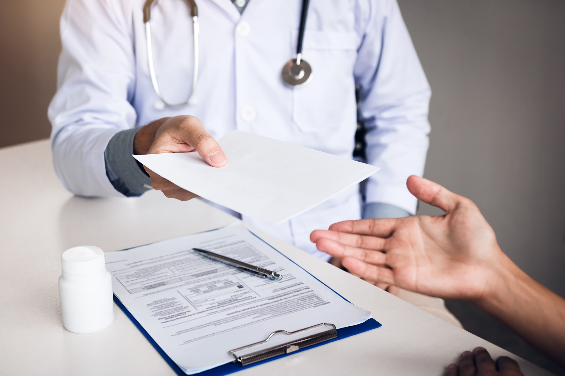 Negotiating Medical Bills AdobeStock 228936013
