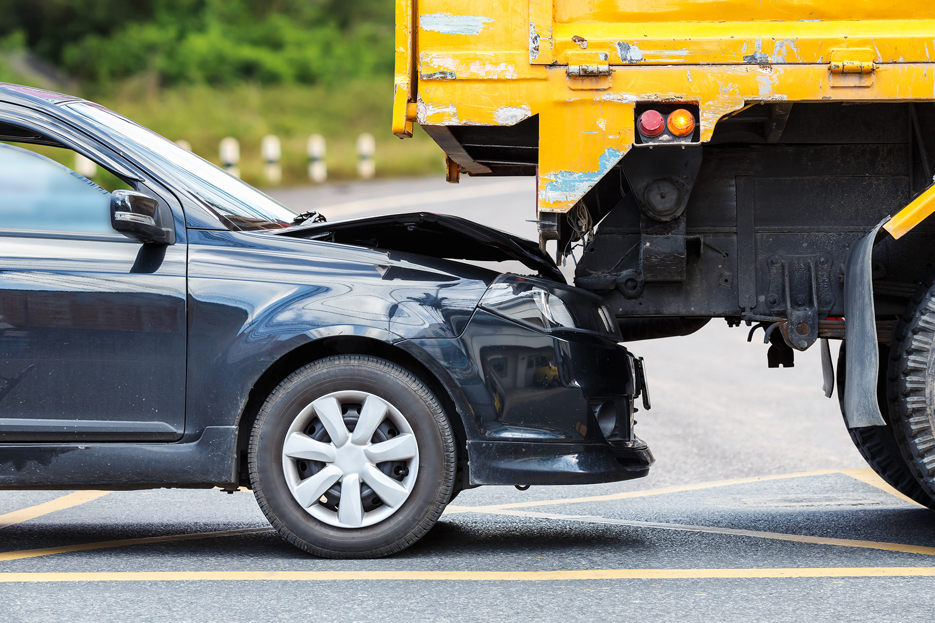 What Does a Sacramento Truck Accident  AdobeStock 122370797