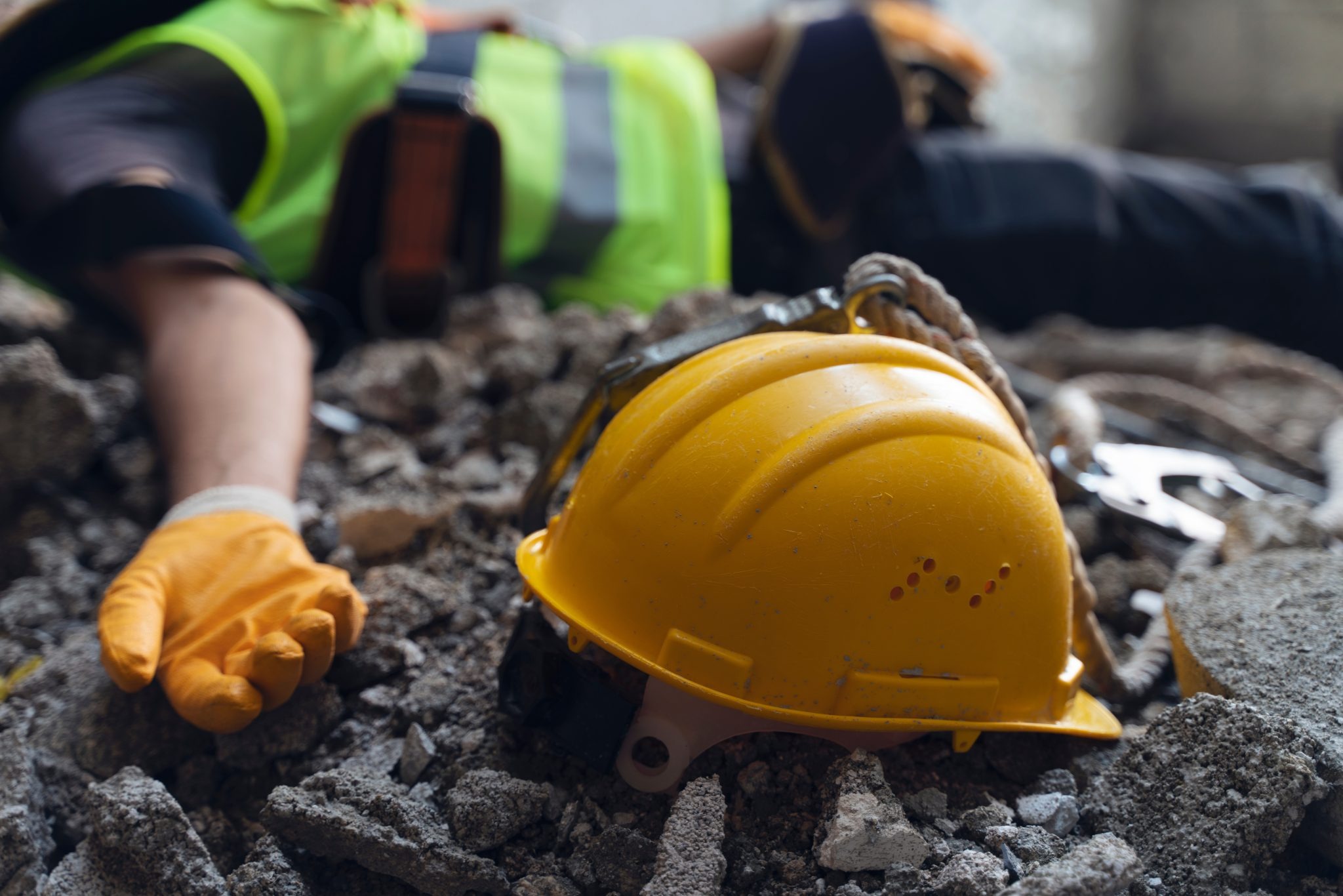 construction accidents 2048x1366 1